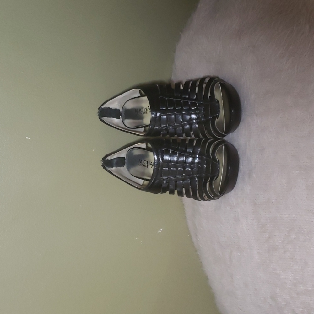 Authentic Michael Kors Ladies shoes